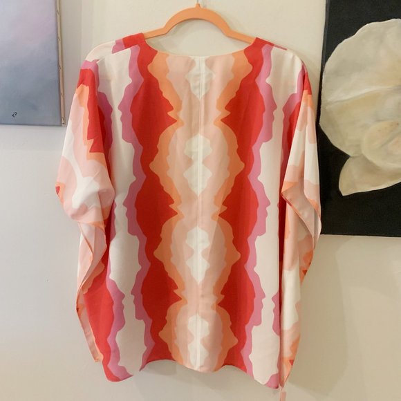 Maggie Top, Custom Print - Picture 5 of 6